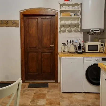 Hutai Mesehaz Háromhuta