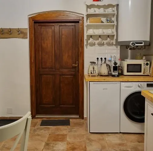 Hutai Mesehaz Háromhuta