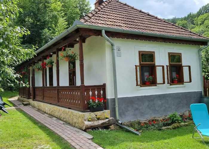 Casa de Férias Hutai Meseház